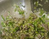 A picture of step 3 of Healthy green pav bhaji.