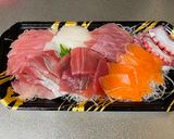 A picture of step 2 of Japanese Fresh Fish Bowl (海鮮丼).