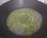 Foto langkah ke 1 dari resep Tumis Bunga Pepaya Teri.