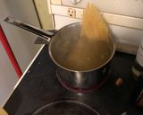 A picture of step 3 of Shrimp Scampi.