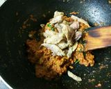 A picture of step 2 of Fish tadka.