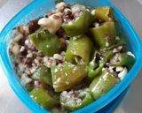 A picture of step 7 of Green chilli sabzi.