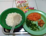 Foto langkah ke 1 dari resep Perkedel Nasi Mix Udang.