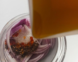 Foto del paso 3 de la receta: Cebolla encurtida