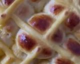 Gambar langkah 12 resipi Roti kentang kastard.
