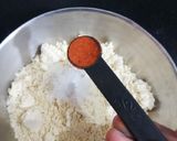 A picture of step 3 of Crispy masala bhondi.