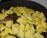 Foto del paso 2 de la receta: Calamares a la sidra con patatas