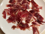 Huevos rotos con jamón