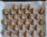 Foto del passaggio 12 della ricetta Castagne di frolla con datteri cioccolato fondente e castagne