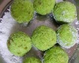 પાન કોકોનટ લડ્ડૂ(Paan coconut ladoo recipe in Gujarati) રેસીપી સ્ટેપ3ફોટો