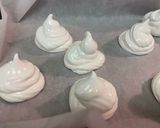 Foto del paso 2 de la receta: Mini Pavlovas 🍓!!