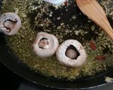 Foto del paso 2 de la receta: Champiñones en salsa picante😋