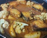 A picture of step 2 of Rohu Fish Curry or Rui Macher Jhol with Cauliflower and Potato.