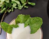 A picture of step 4 of Sugar-apple and banana milkshake.