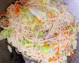 รูปขั้นตอนการทำที่ 4 ของ หมี่ซั่ว ผัดหมู