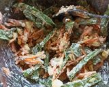 Foto langkah ke 2 dari resep Bakwan buncis wortel jagung.