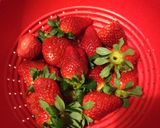 Foto del passaggio 3 della ricetta Trionfo alle fragole 🍓🍓🍓