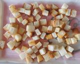 Hình bước làm 1 của món Bánh mì caramel