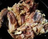 Foto del paso 2 de la receta: Pollo cervecero en crema con champiñones