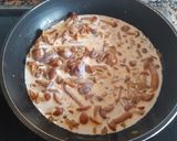 Foto del paso 5 de la receta Setas nameko a la crema de mojo picón