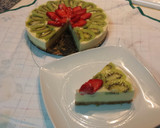 Foto del paso 5 de la receta: Tarta de queso helada con kiwi y fresas