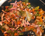 Foto del paso 2 de la receta: Verduras salteadas con bacon