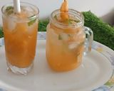 A picture of step 4 of Peach mojito, refreshing cold drink.