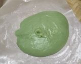 Foto langkah ke 6 dari resep Mochi pandan isi kacang.