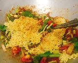 Foto langkah ke 5 dari resep MiE Goreng.