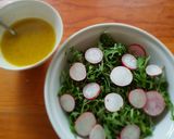 Foto del paso 2 de la receta: Ensalada de arúgula y rábanos con citronette