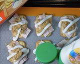 รูปขั้นตอนการทำที่ 4 ของ ขนมปังกรอบหมูหยองเบคอน ง่ายๆ ใน 5 ขั้นตอน / 5 steps to make Shredded Pork Bacon Biscuit