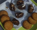 नट्टी चॉकलेट बाइटस (nutty chocolate bites recipe in HIndi) रेसिपी चरण 7 फोटो