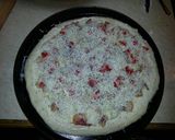 A picture of step 9 of Shrimp Pizza.