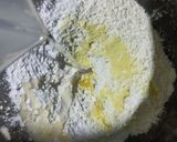 Foto langkah ke 1 dari resep Cireng isi Ayam Suwir.