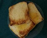 Foto langkah ke 1 dari resep Roti bakar marie.