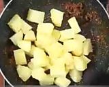 A picture of step 3 of Aloo Jeera Sabji.