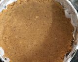 A picture of step 3 of Eggless Mango Cheesecake.