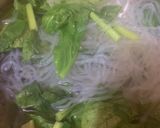 Foto langkah ke 1 dari resep Beef Ramen | mie sirataki.