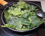 Foto del paso 1 de la receta: Torti-crepe de espinacas relleno