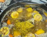 Foto del paso 5 de la receta: Sopa de jamón y salchichón
