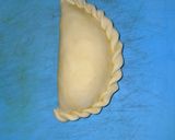 Foto langkah ke 5 dari resep Kulit Pastel 3 Bahan.