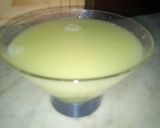 A picture of step 3 of Cucumber and lemon grass juice.