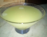 A picture of step 3 of Cucumber and lemon grass juice.