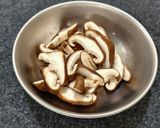 黃瓜香菇炒蛋(簡單料理)的食譜步驟2照片