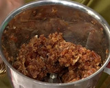 A picture of step 3 of Dates katli.