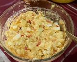 Foto langkah ke 3 dari resep Roti Panggang Oles Telur Mayonnaise.