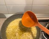 รูปขั้นตอนการทำที่ 4 ของ Risotto กับเห็ด