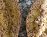 Foto del paso 2 de la receta: Bocadillo de salmón con queso fresco