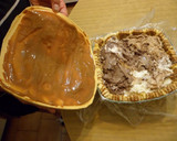 Foto del paso 4 de la receta: Postre de pionono con helado de chocolate, dulce de leche y americana.