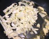 Gambar langkah 2 resipi Nasi Goreng Kambing (Leftover recipe).